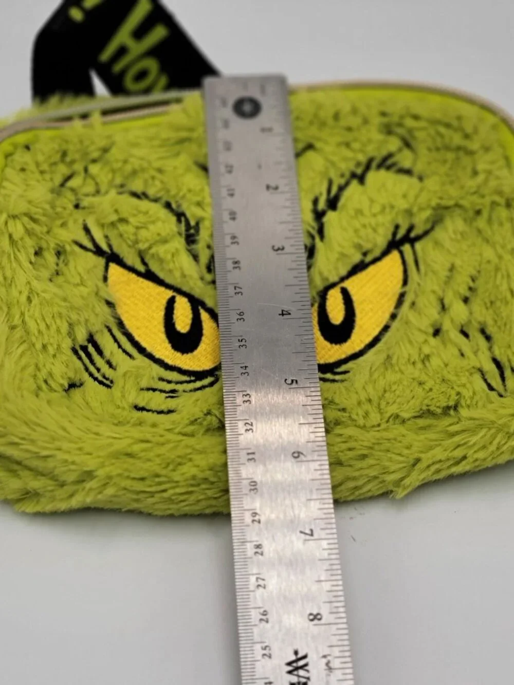 Bioworld Dr. Seuss The GrinchFurry Belt Bag - Fanny PackCrossbody Green